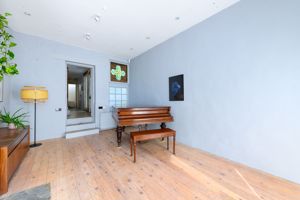 Commercial Space- click for photo gallery